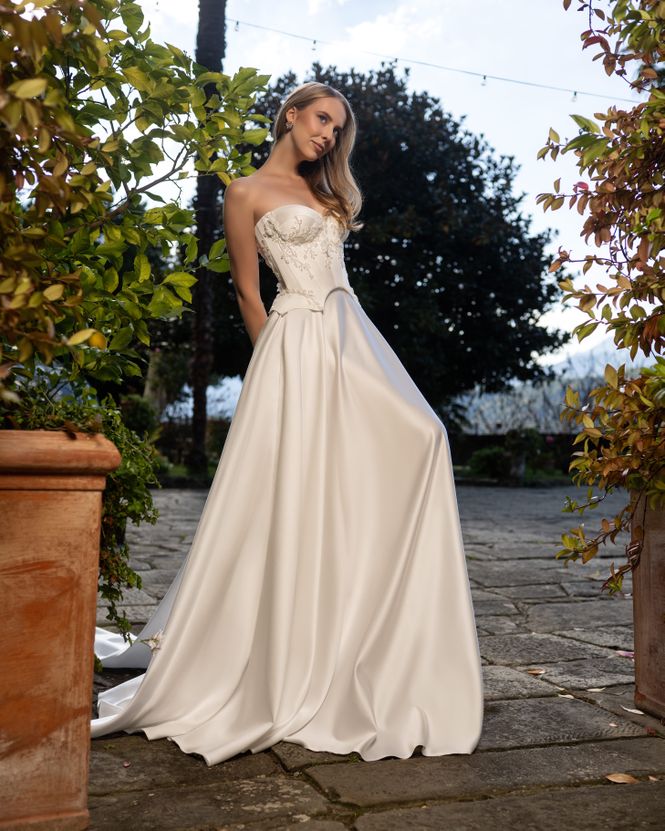Jodie Wedding Dress